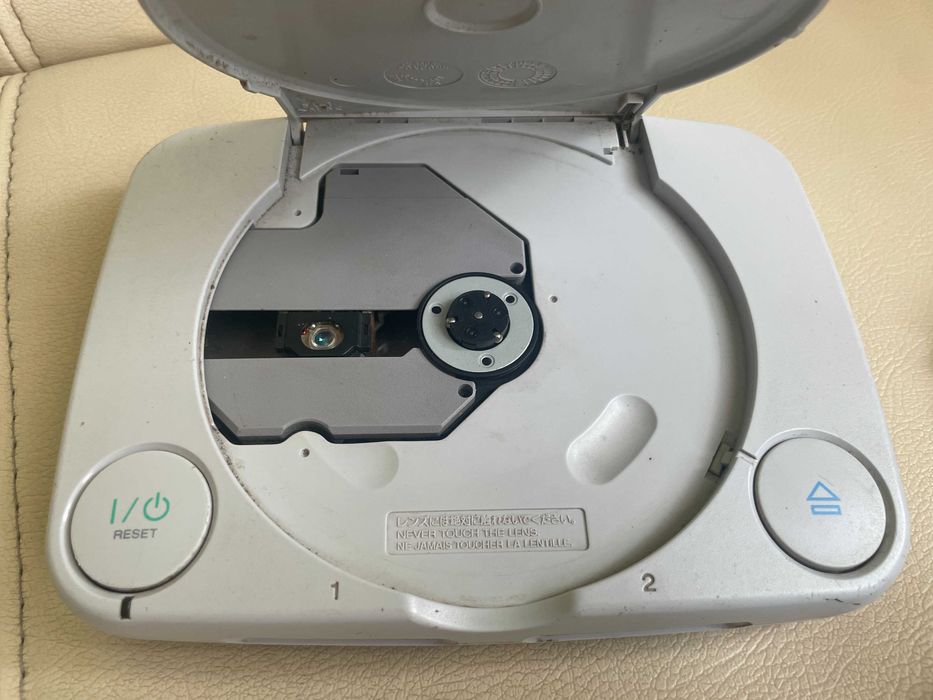 Konsola PlayStation 1 PSone SCPH-102 Przerobiona CHIP + Gratis