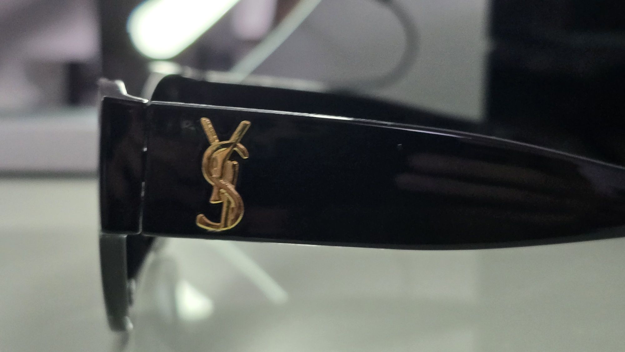 Okulary przeciwsłoneczne YSL