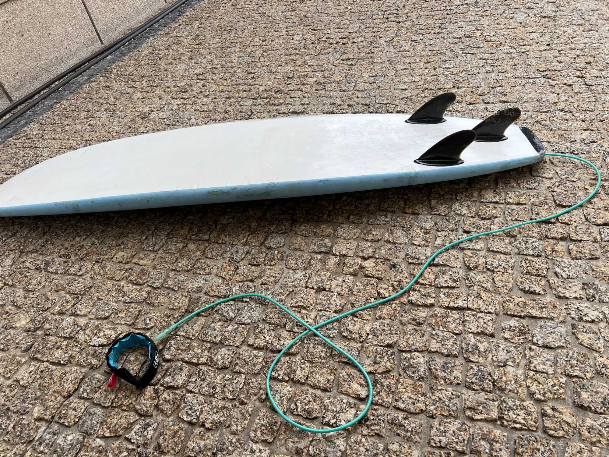 prancha surf ocean & earth