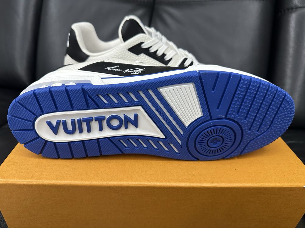 Кроссовки Louis Vuitton