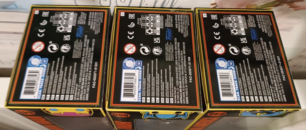 Figurki funko pop Blacklight