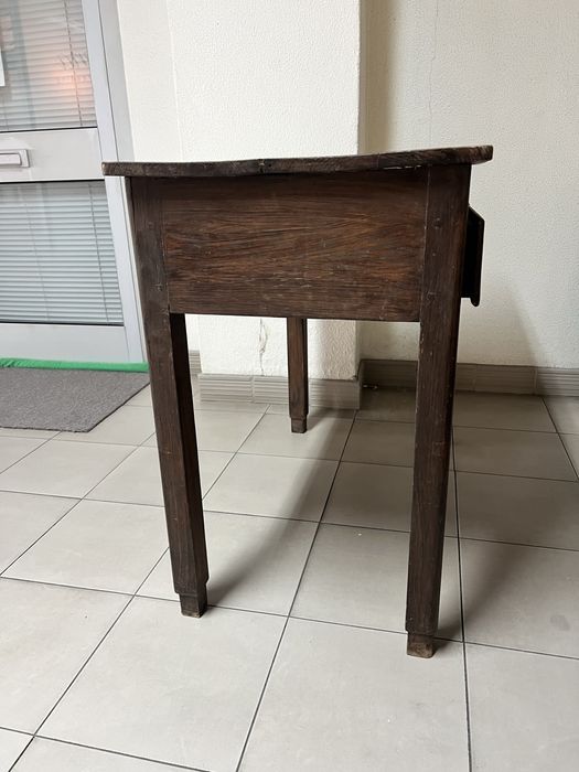 Secretária / Aparador Antiga em Madeira – Pátina Autêntica