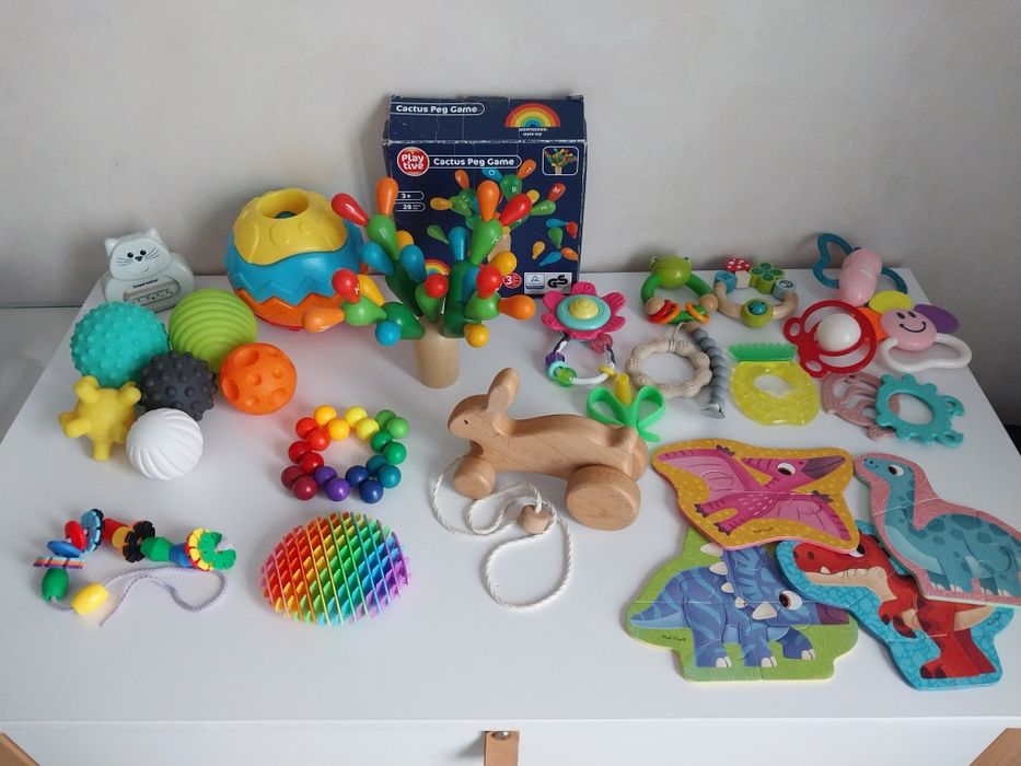 Іграшки для розвитку дрібної моторики рук, логіки,зорової координації