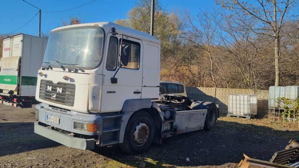 Man F2000, terberg do przestawiania naczep