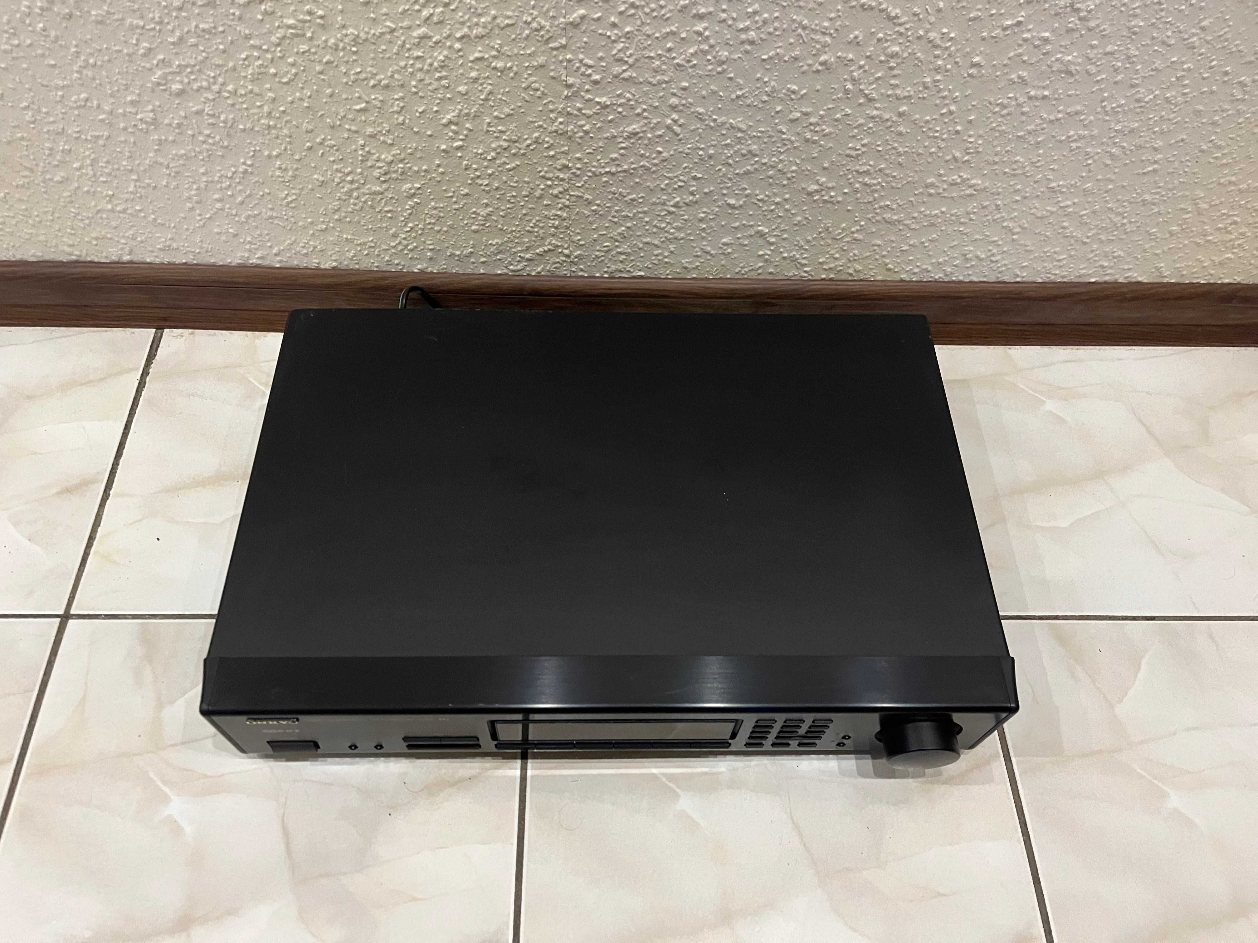 Sprzedam tuner Onkyo T-4051RDS