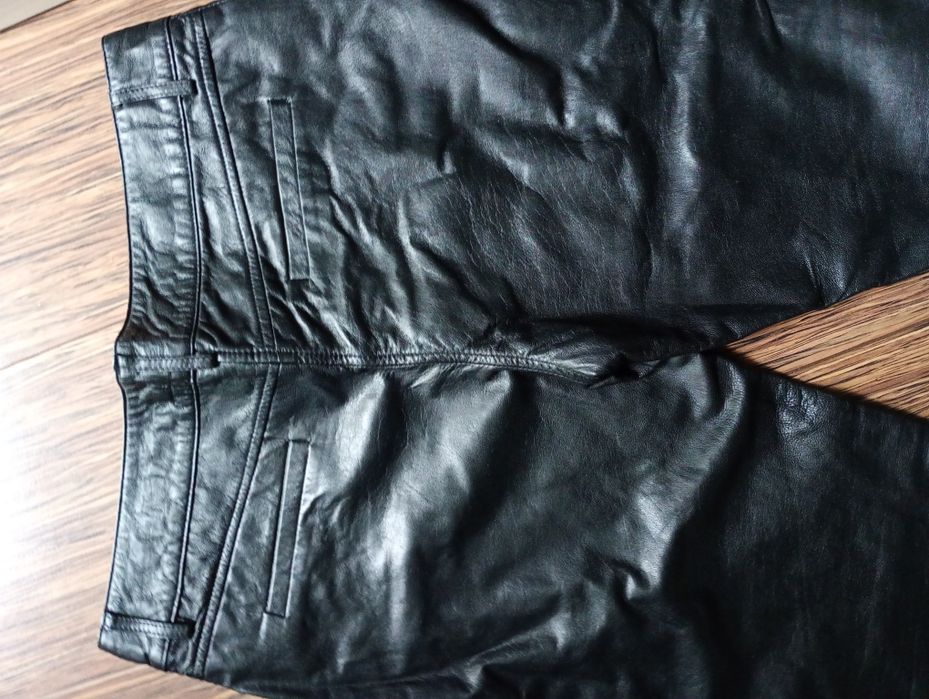 Damskie spodnie skórzane 88cm