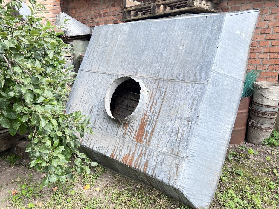 Витяжка-купол (парозбірник)