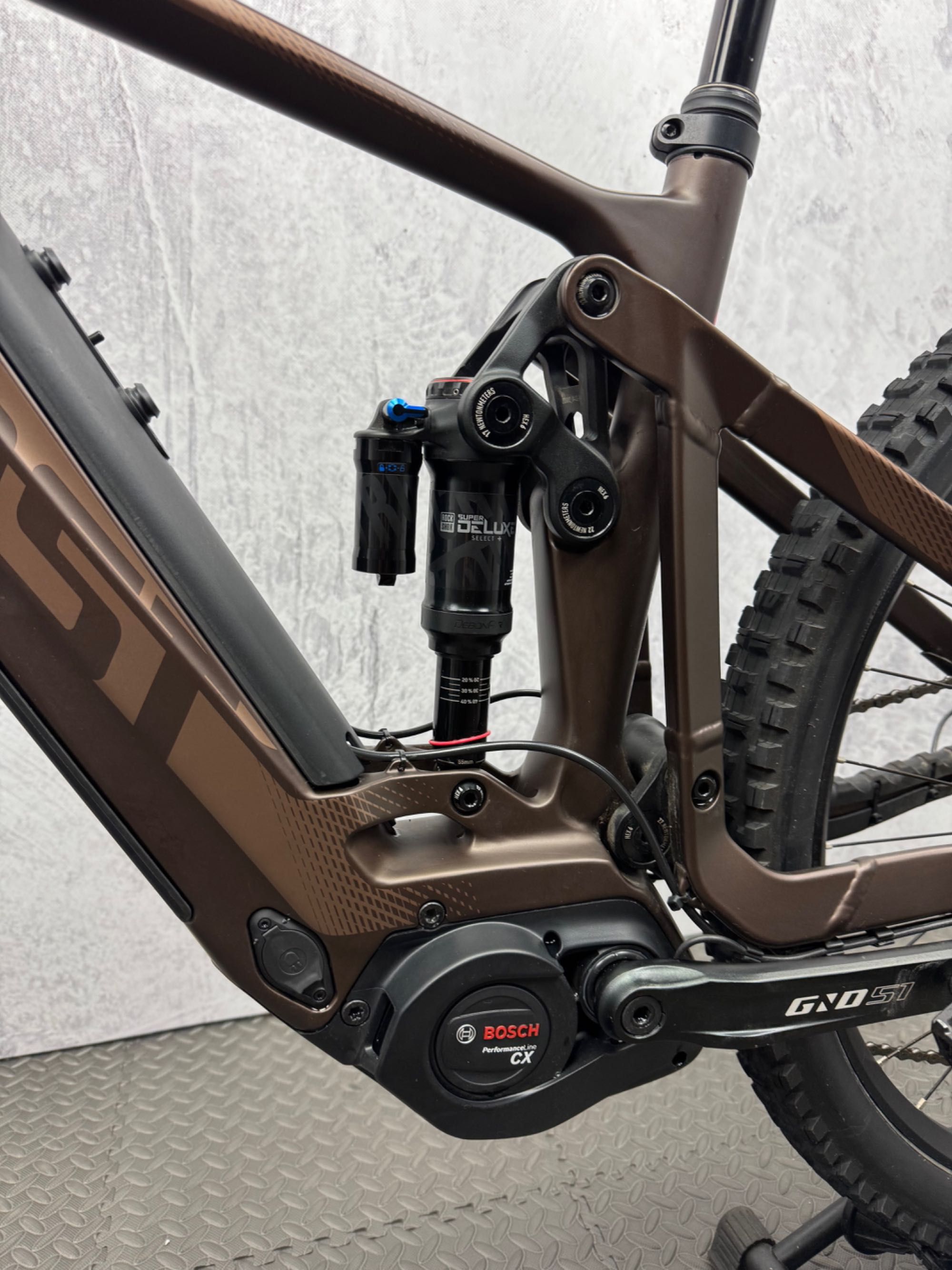 Rower Elektryczny MTB Full Ghost E-Riot Trail Advanced Carbon Bosch CX