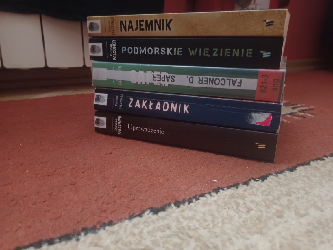 Duncan Falconer - "Uprowadzenie", "Zakładnik" i in. - cykl John Strat