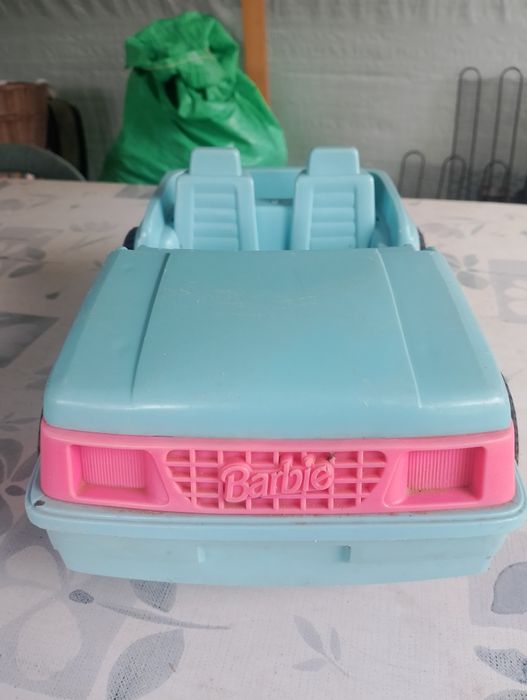 Auto błękitne barbie