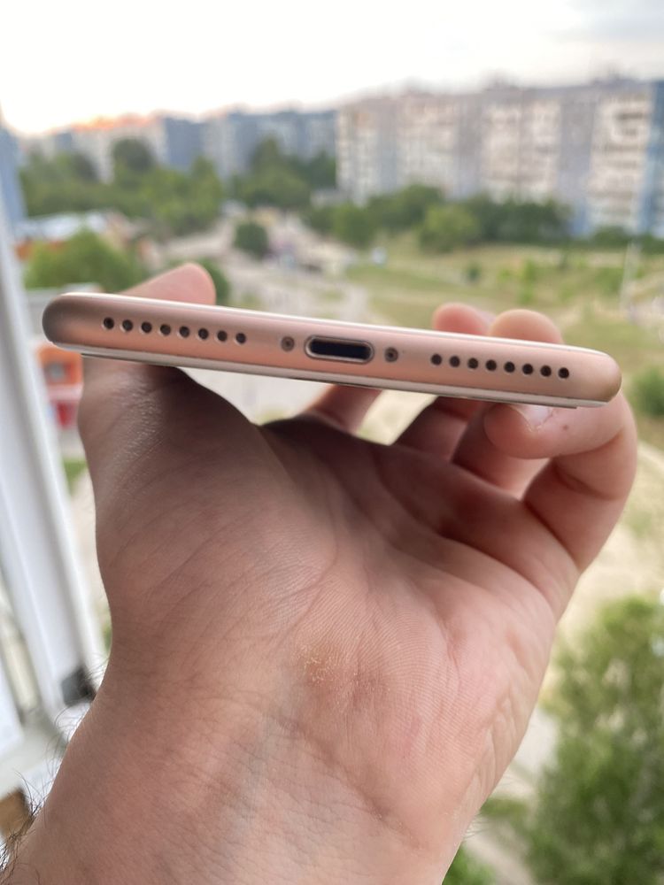 iPhone 8 Plus Gold 256Gb, АКБ : 100%