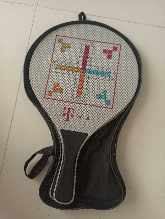 Paletki tenisowe z MDF i planszą do gry w chińczyka/ szachy