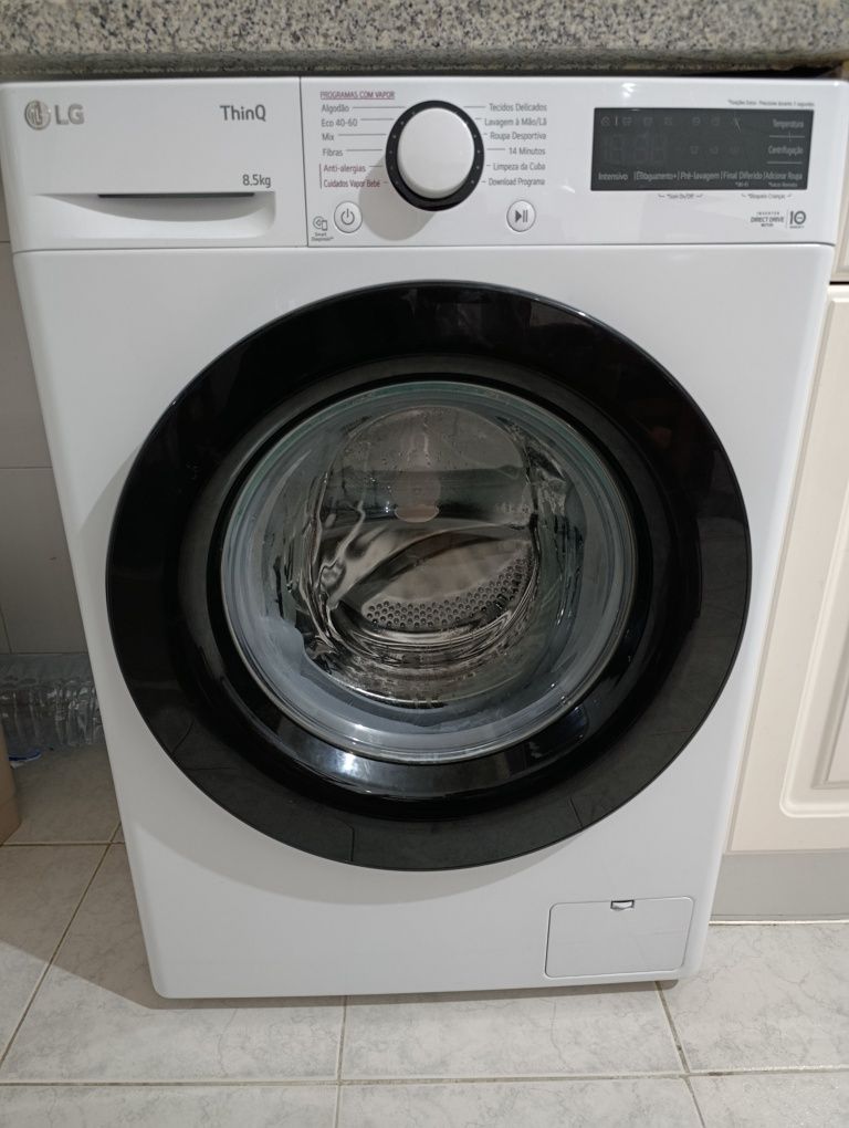Maquina de lavar LG 8.5 kg 350 euros
