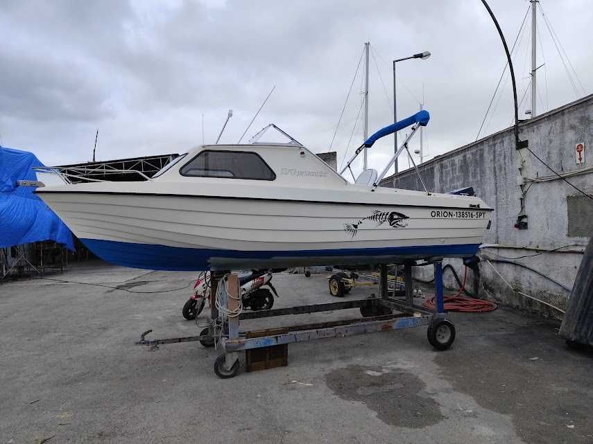 Barco Riamar com 5,70 metros