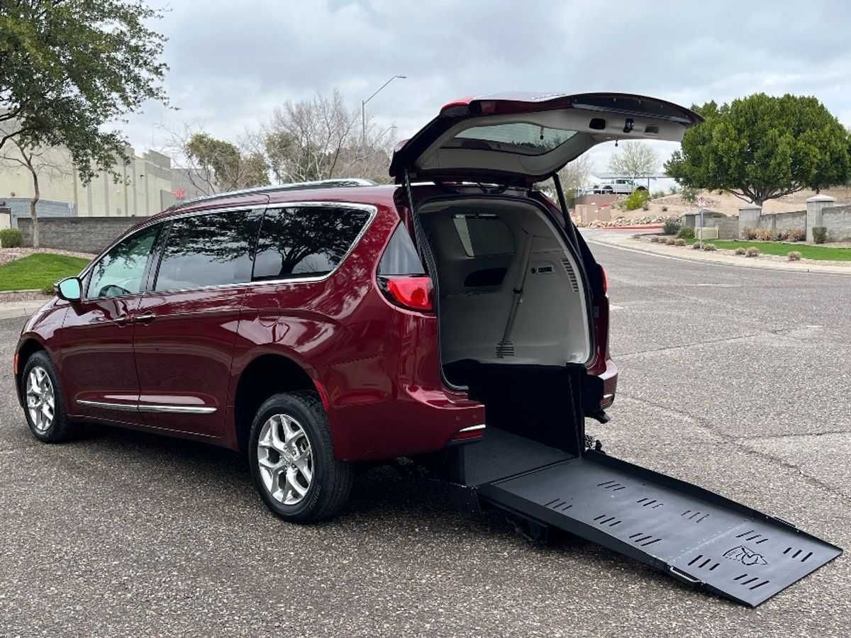 2018 Chrysler Pacifica Limited