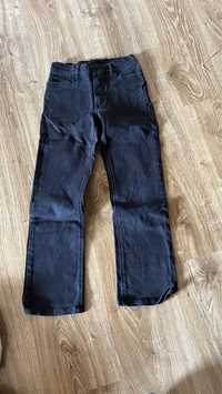 Czarne jeansy chlopiec 140 cm logg proste nogawki sz42