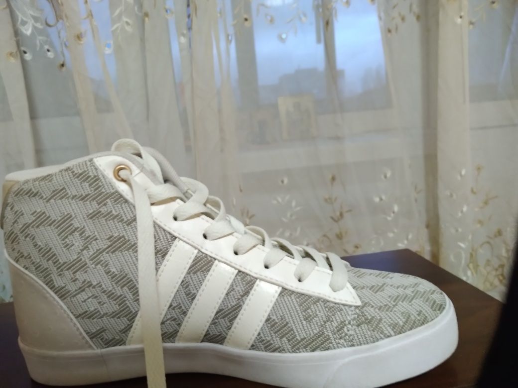 Adidas  кеды высокие