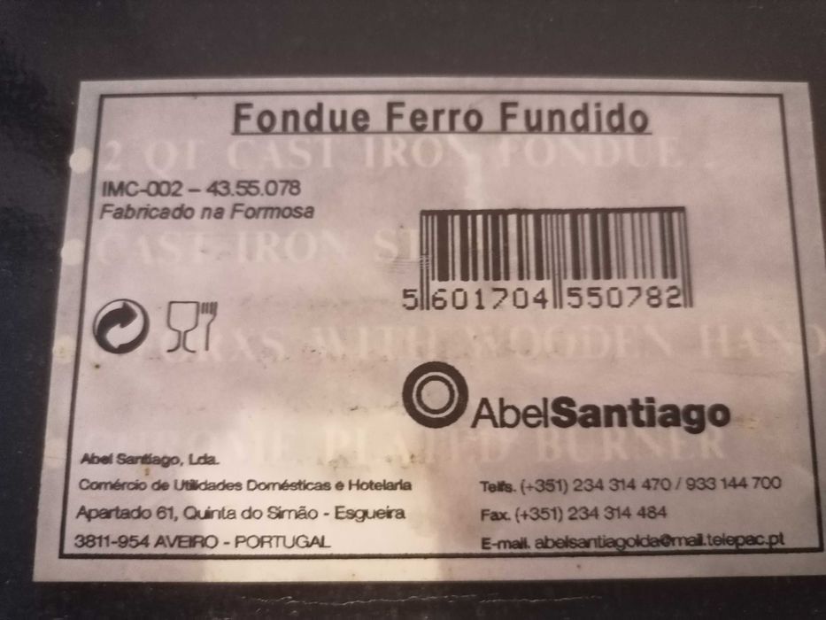 Fondue Novo em ferro fundido. Ótimo preço