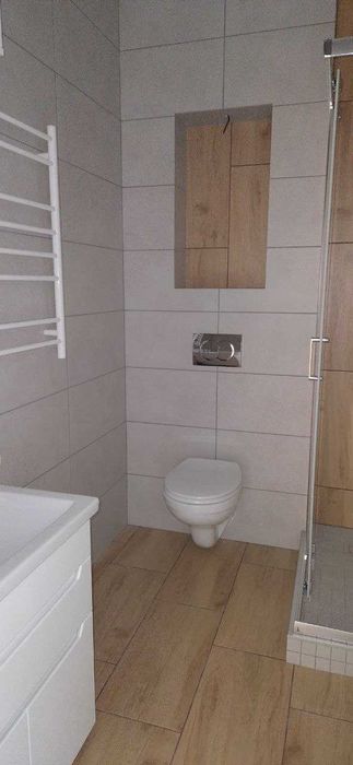 Продам квартиру у  ЖК "Вертикаль" з частковим ремонтом