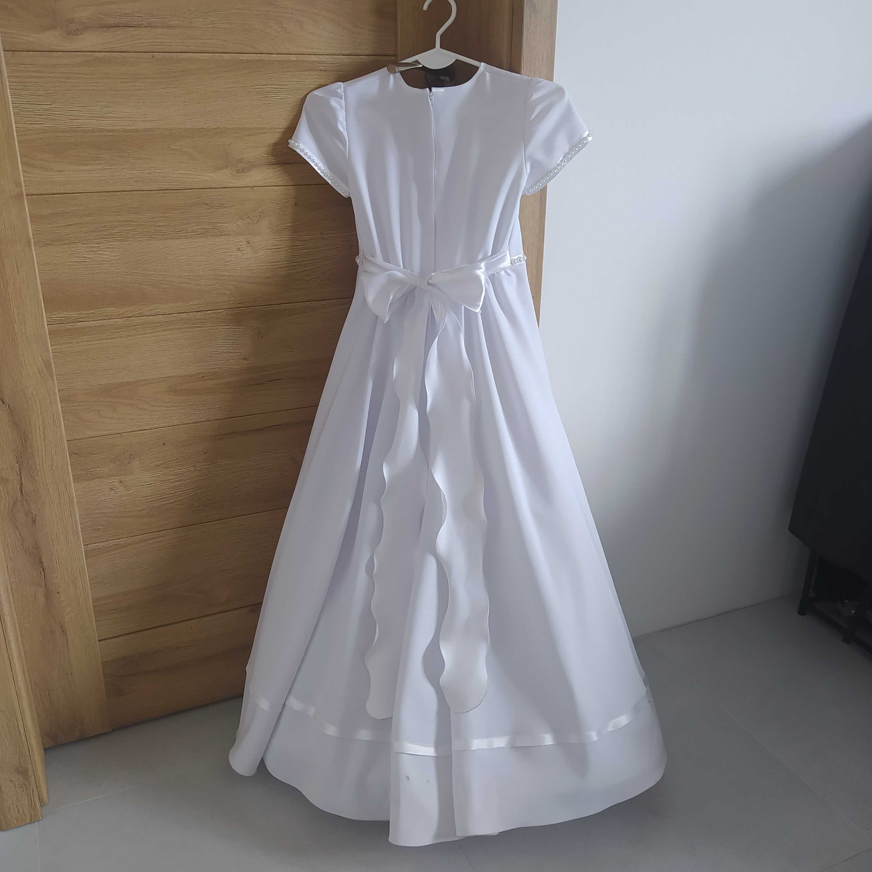 Sukienka komunijna buty wianek i rękawiczki