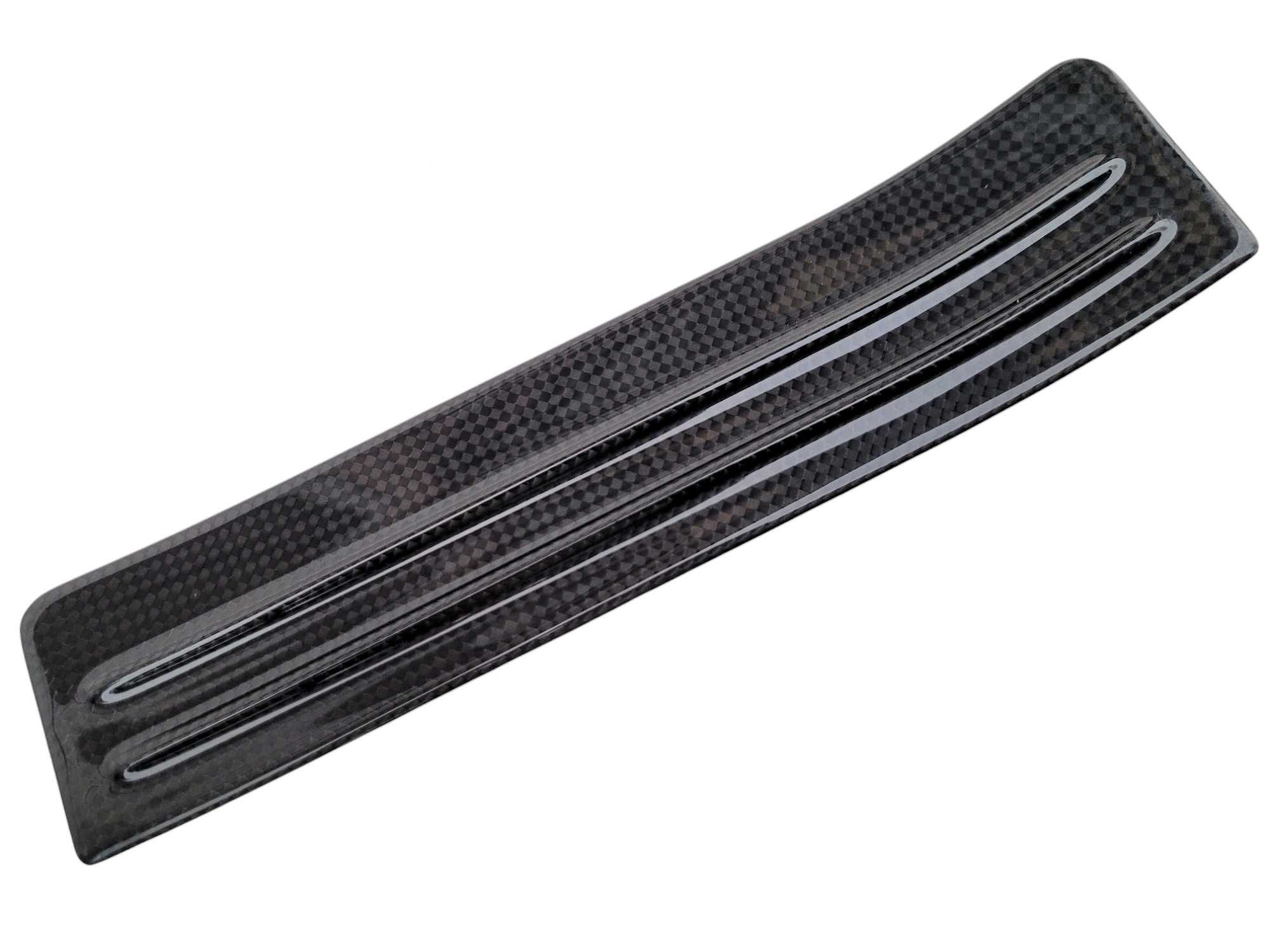 Ferrari Purosangue - listwa progu próg Rear Outer Kickplate CARBON