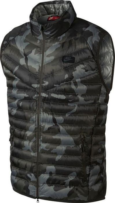 Пуховая жилетка Nike GUILD 550 VEST Camo
