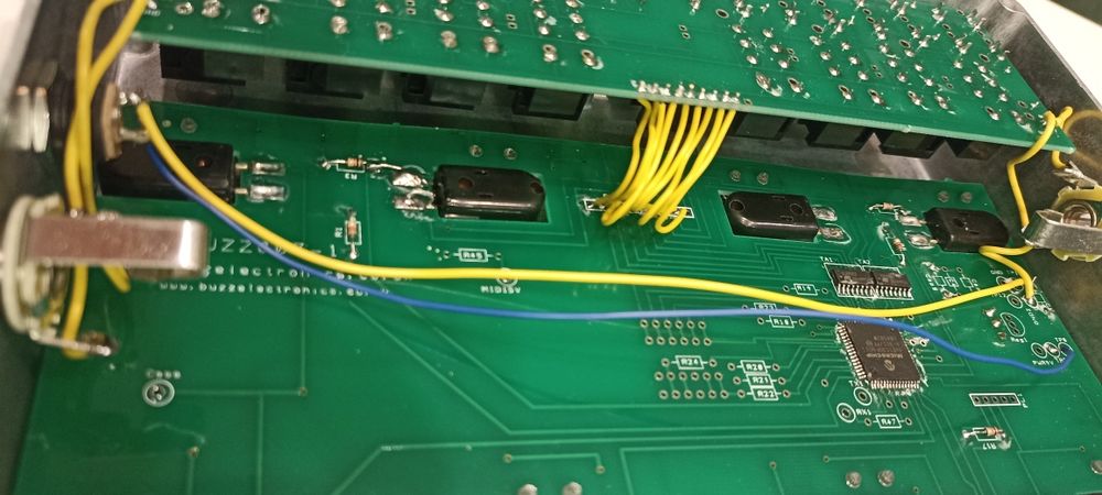 Loop de pedais Buzz Electronics 8Ch-La até 8 pedais