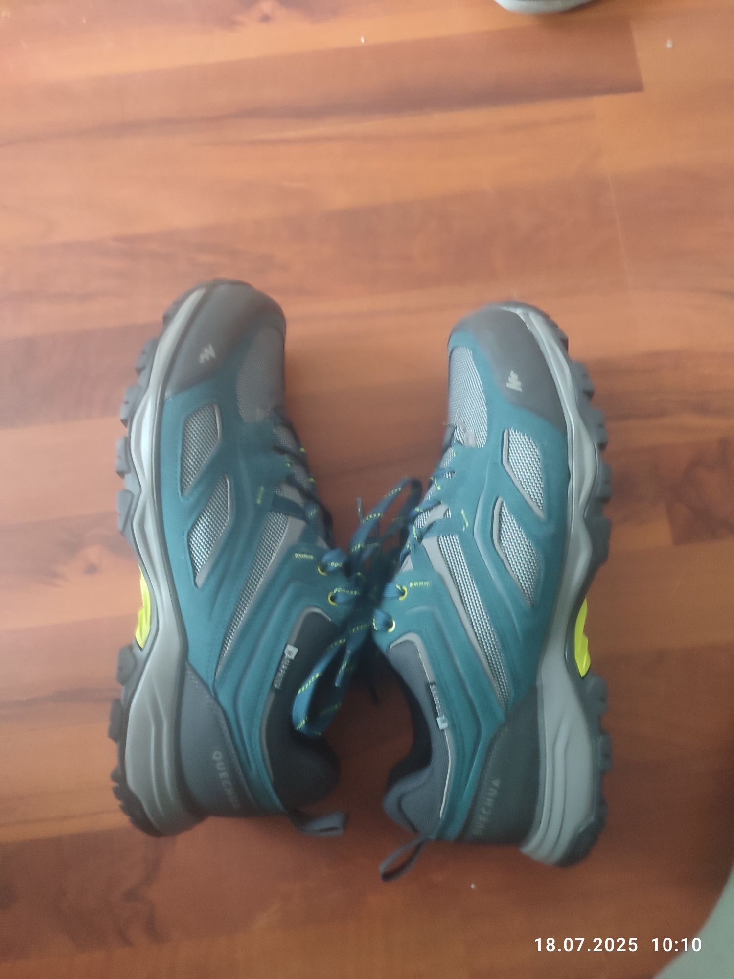 Sprzedam buty terenowe quechua nowe rozmiar 43rozmiar