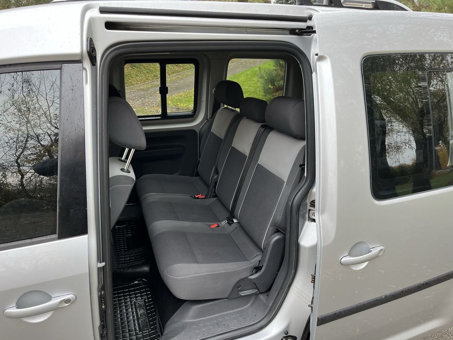 Volkswagen Caddy 2011 Пасажир Заводський