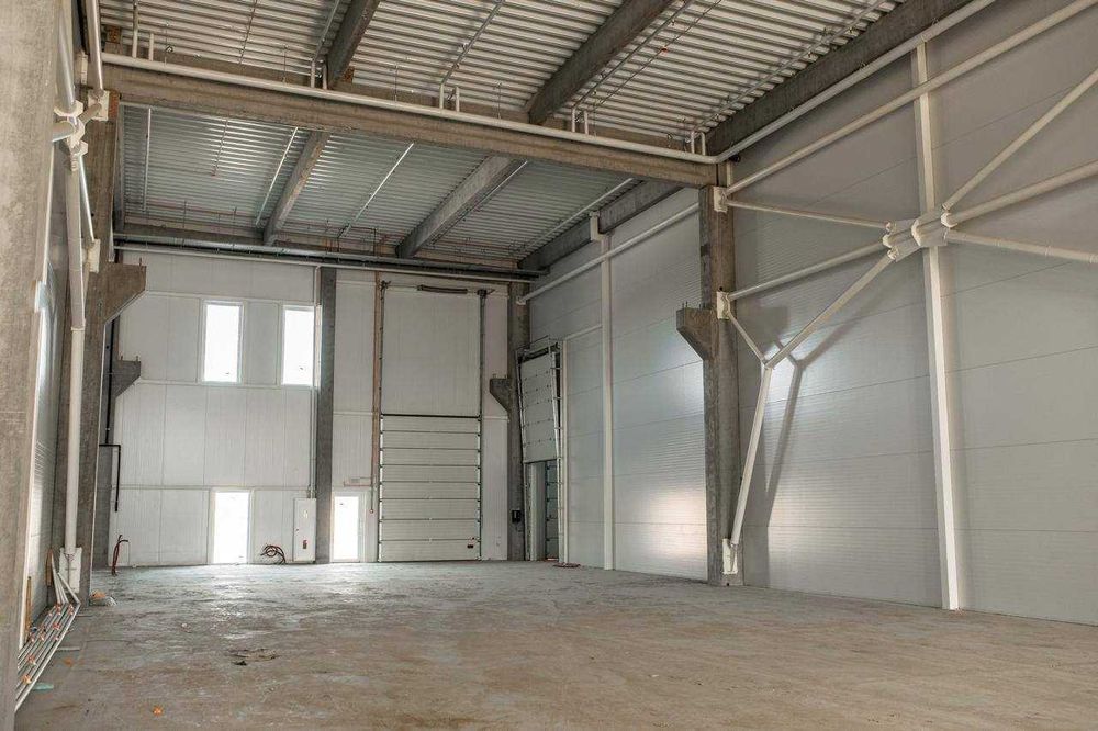 Виробниче приміщення з кран-балкою 1 449 м² у Львові, Залізничний р-н