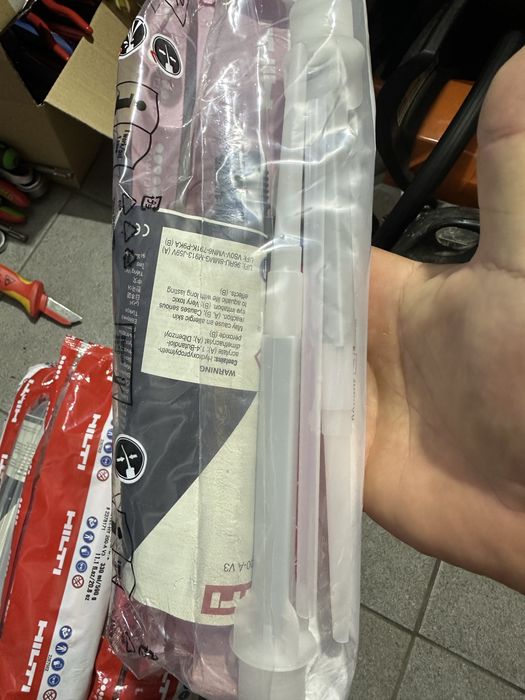 Kleje hilti Hit OKAZJA!