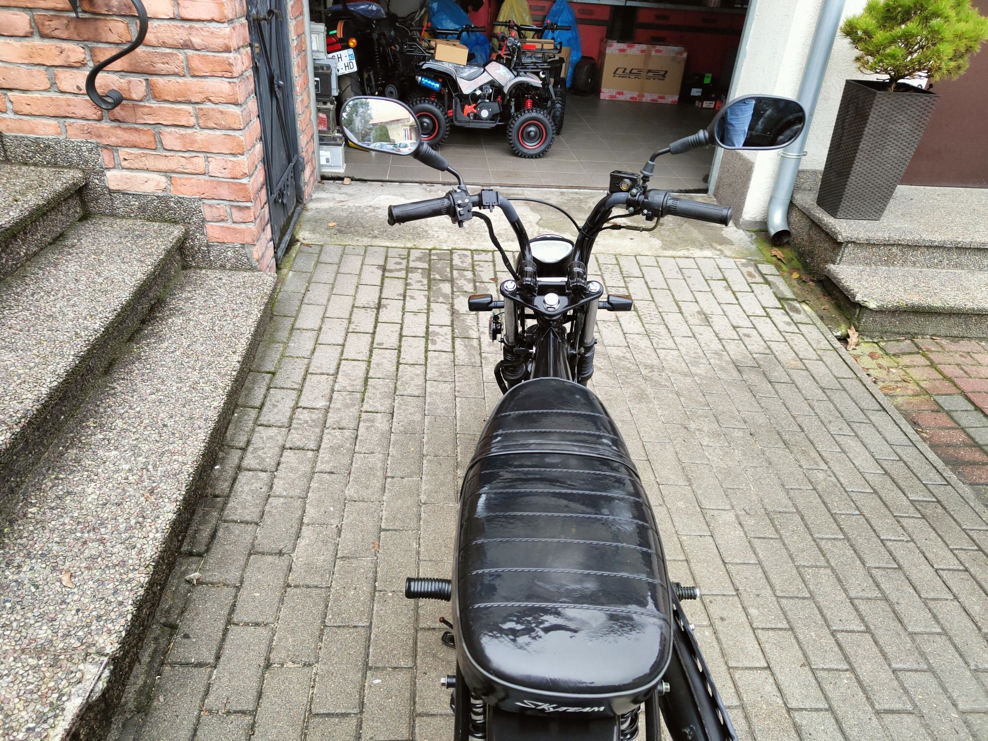 Skyteam Dax Motorynka 50/125 Transport