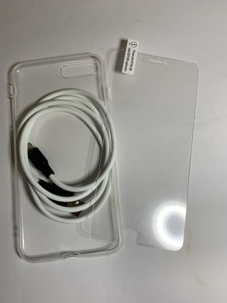 iPhone 8+ plus айфон