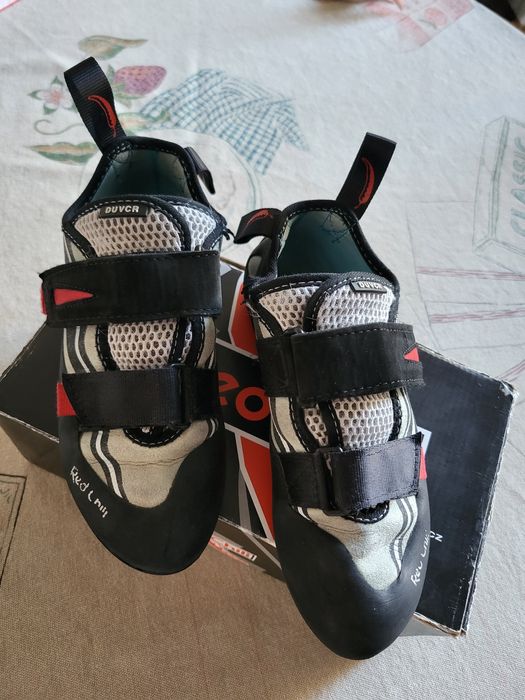 Buty wspinaczkowe Red Chilli r. 38