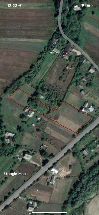 Земельний участок