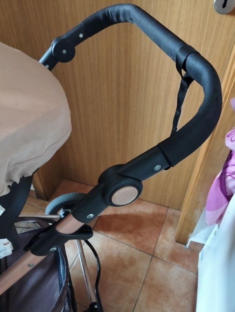 Carrinho de bebé