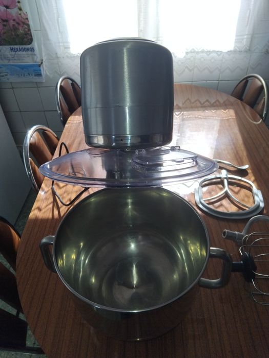 Batedeira Industrial de Mesa - 10L