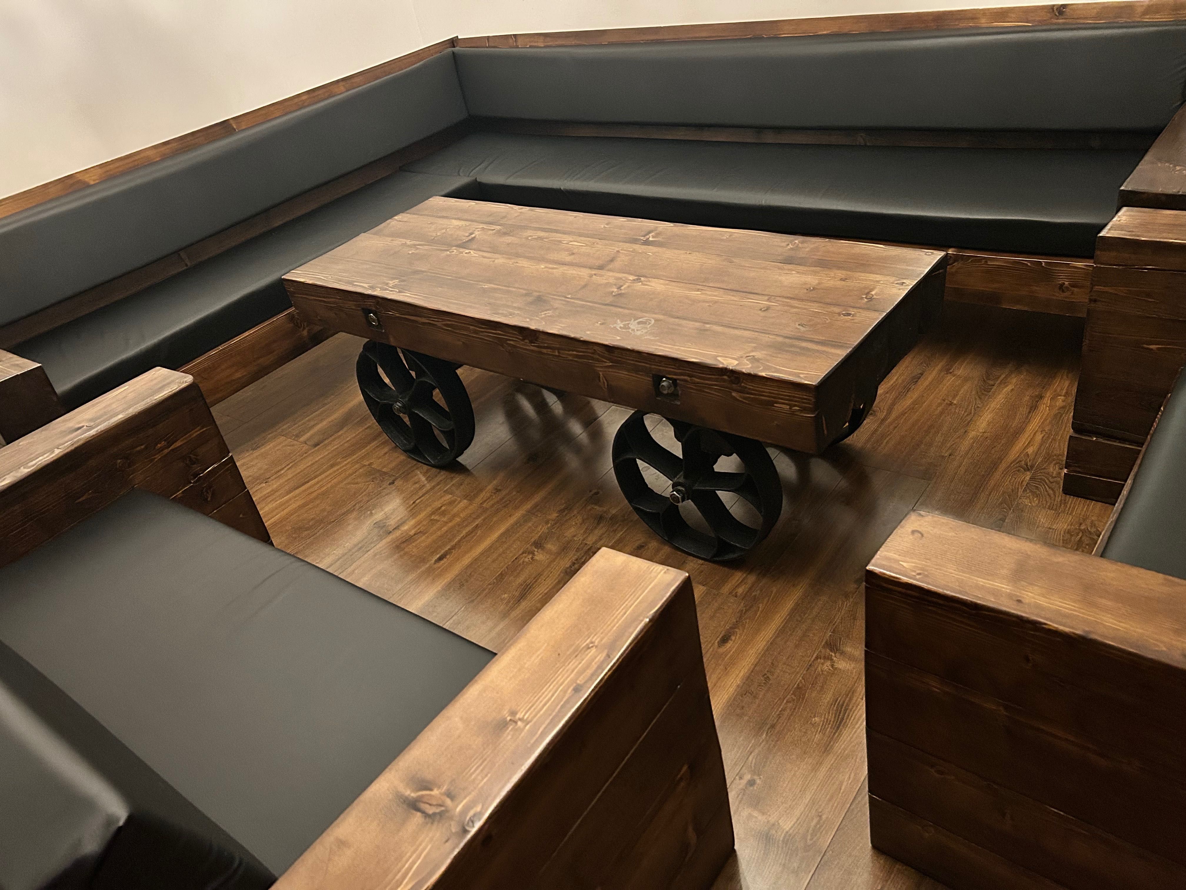 Zestaw mebli w stylu loft