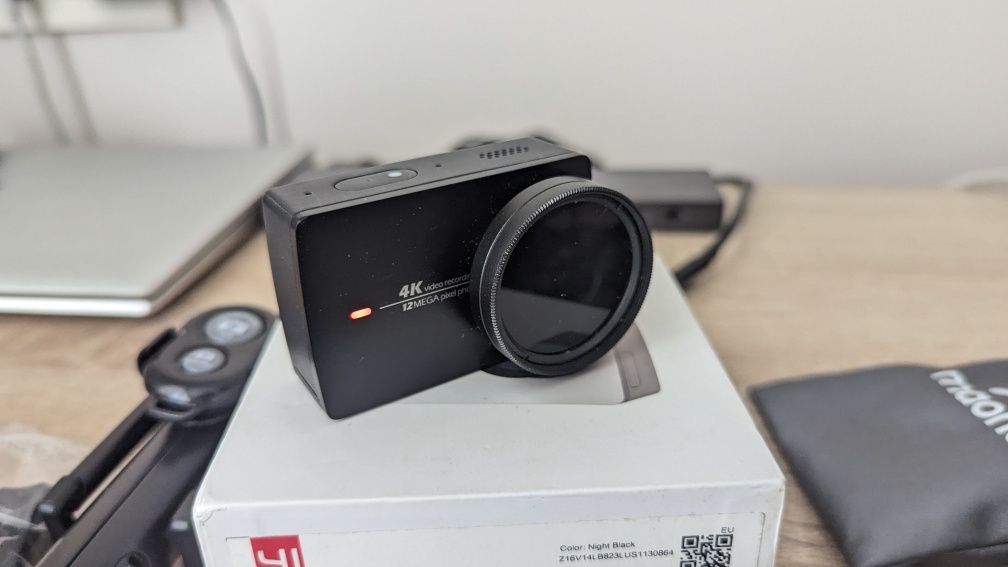 Екшн камера Xiaomi Yi 4K Black (Міжнародна версія)