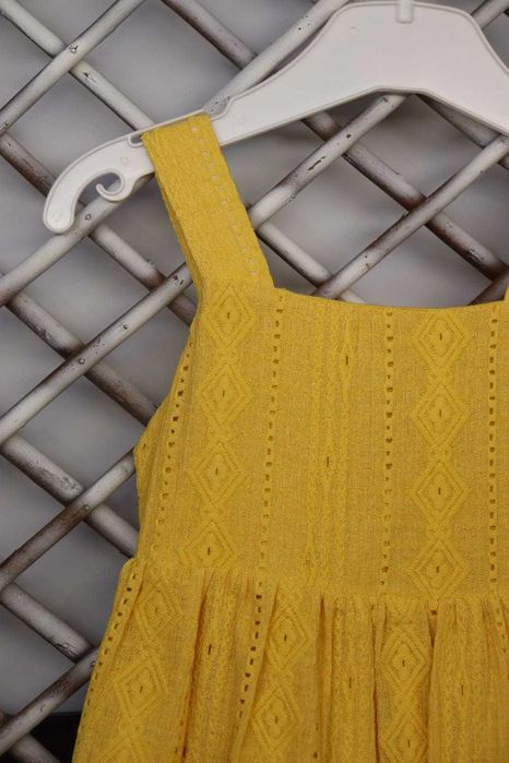 Roupas Mayoral, Tiffosi todas com etiqueta.