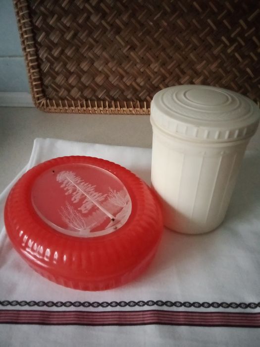 Банки для сыпучих,лоточки