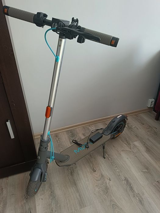 Hulajnoga elektryczna Motus 10