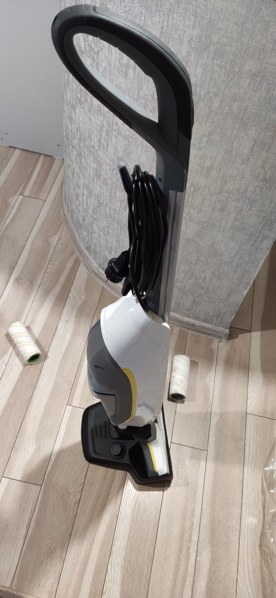 Поломойный пылесос Karcher FC 5