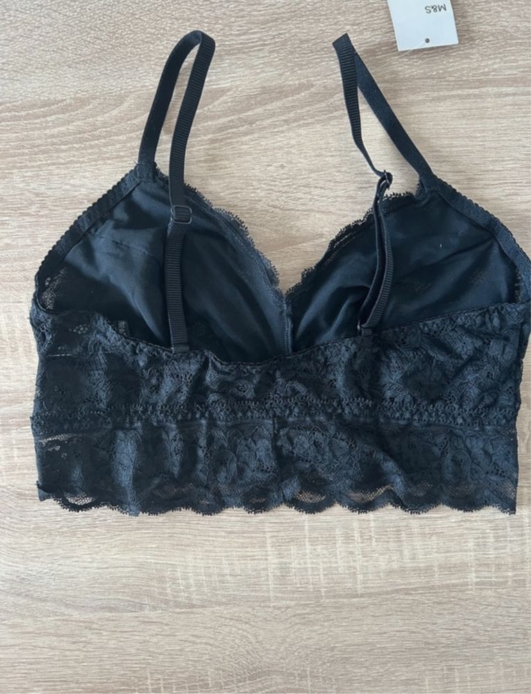 Czarna, koronkowa braletka z M&S