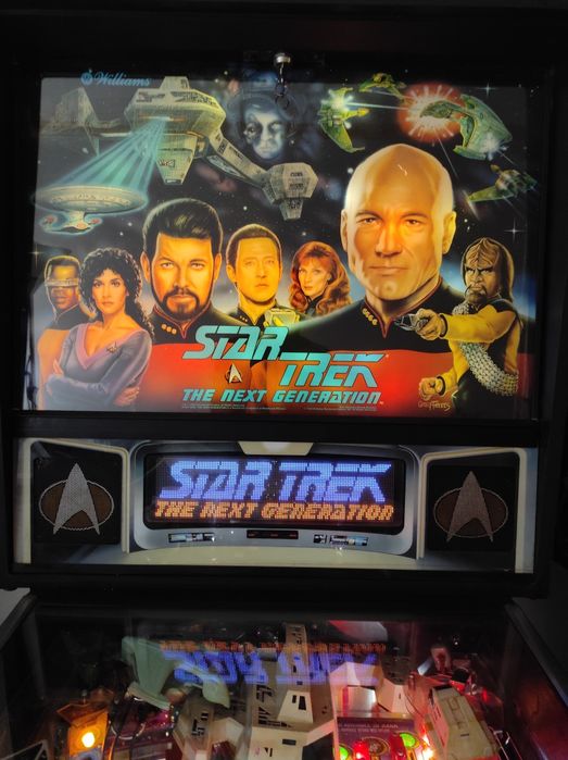 Flipper pinball display cores