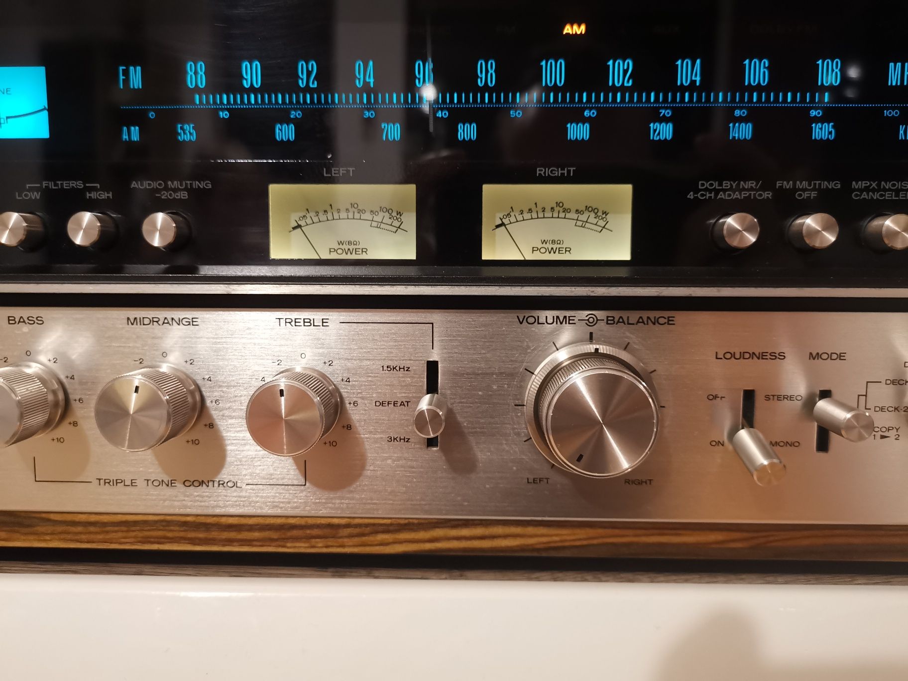 Amplituner Sansui 9090
