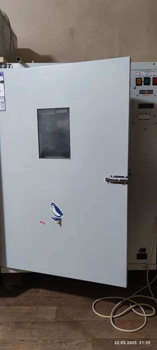 Інкубатор БЕСТ 500
