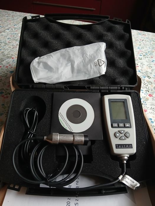 Miernik grubości powłok lakierniczych