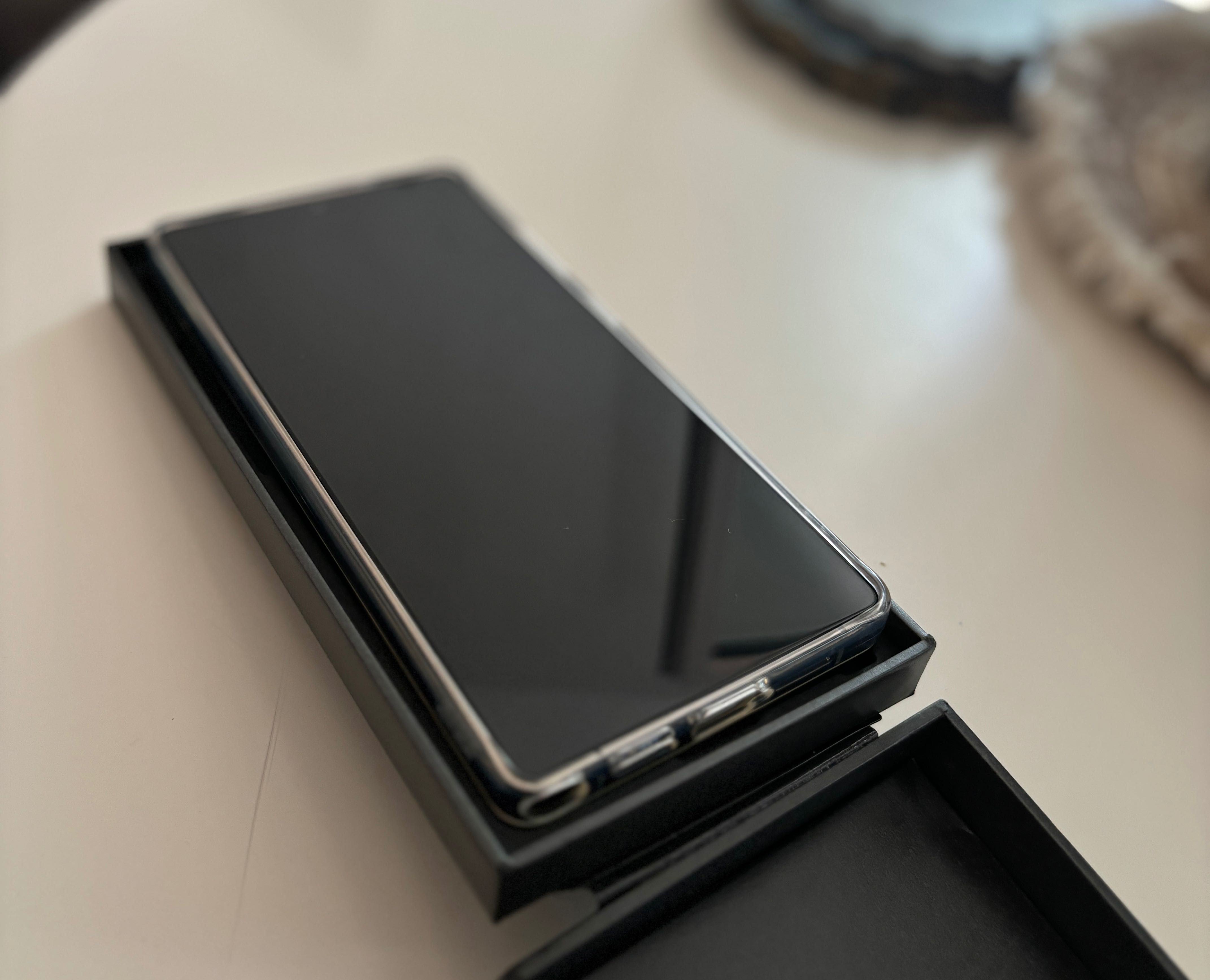 Nowy Galaxy S25 Ultra na sprzedaż