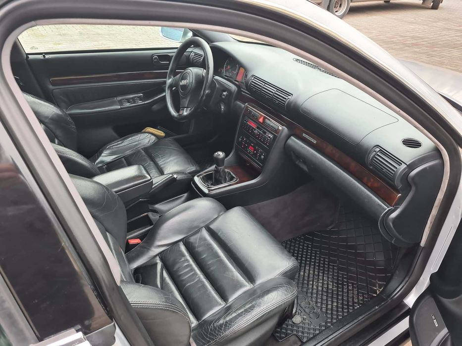 Audi A4 B5, Lift, 2.4 gaz, Quattro, manual, xenon